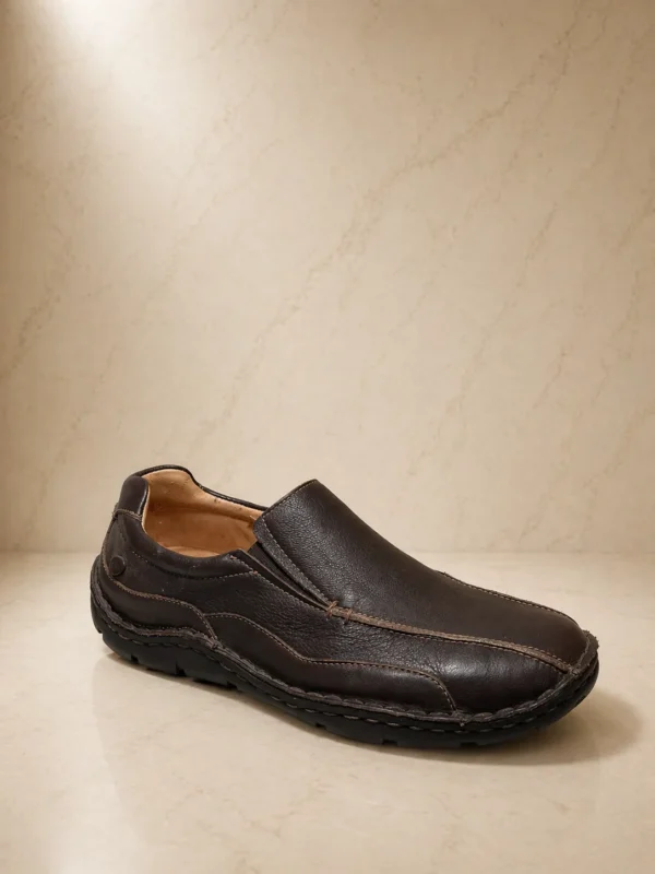 Zapato Cavatini cuero Marrón