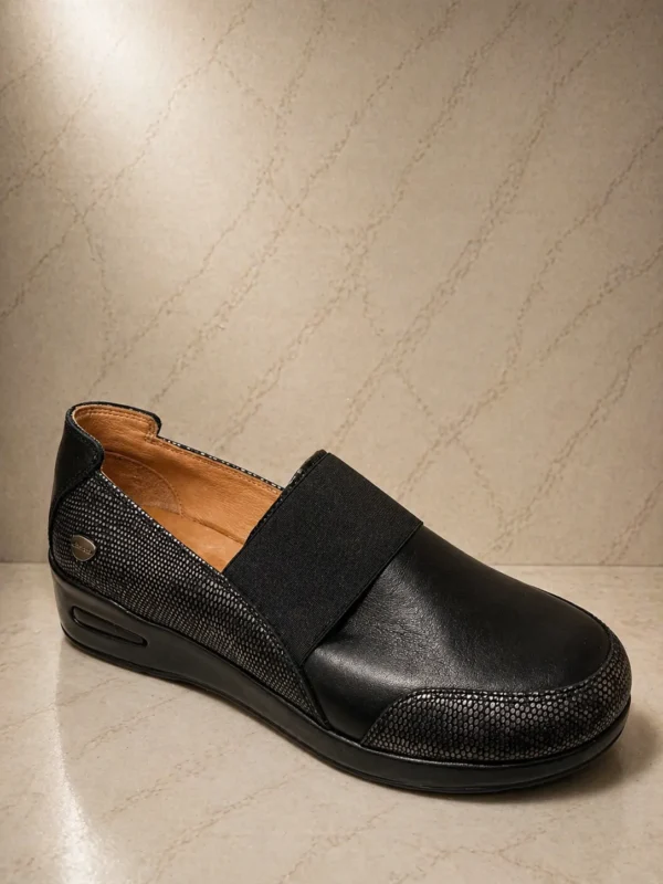 Mocasín Cavatini NEGRO