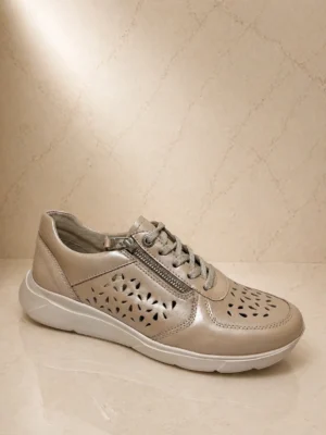 Zapatilla Cavatini HELMI II SABLE