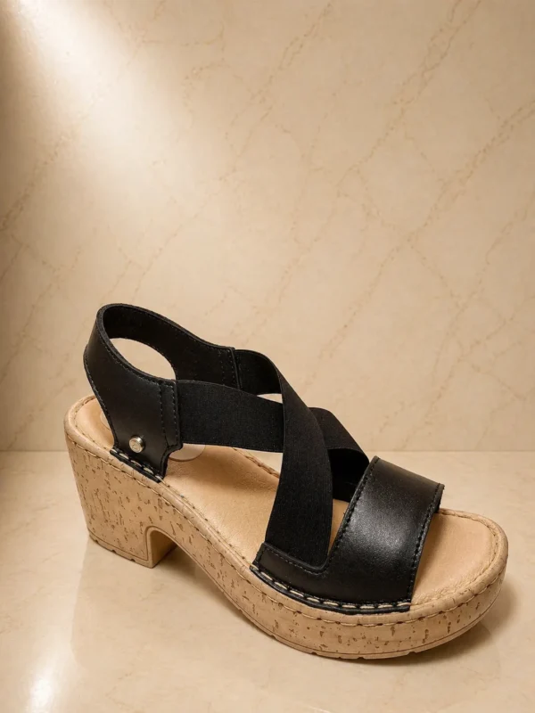 Sandalia Cavatini Plataforma LINA	NEGRO